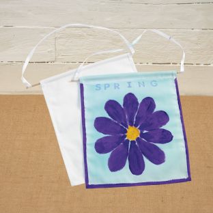 Colorations® Spring Celebration Banners – Makes 12 Craft Kits