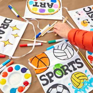 Colorations® Camp Spirit Canvas Banners – Makes 12 Crafts