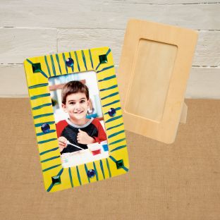 Colorations® Father’s Day Keepsake Picture Frame Craft Kit – Makes 50 Crafts