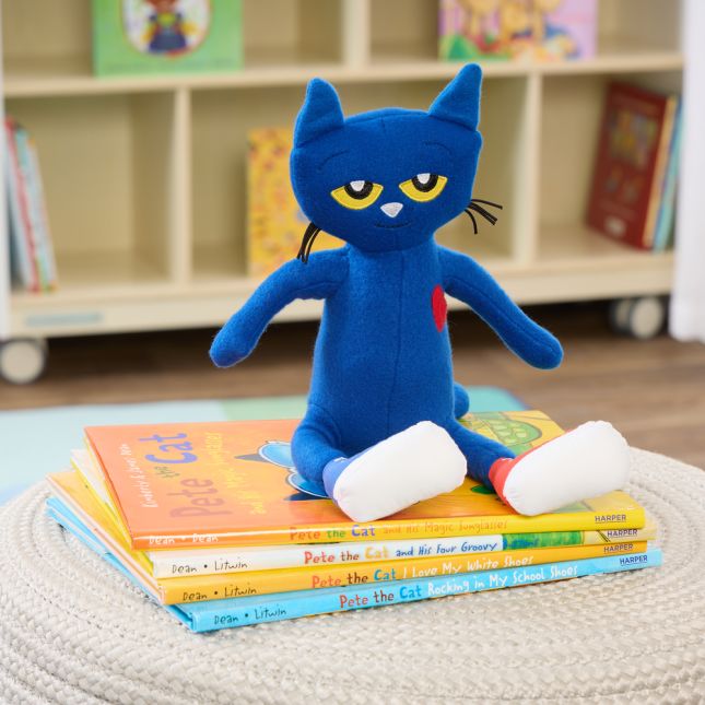 Pete The Cat - Set of 4 Books and 14" Doll