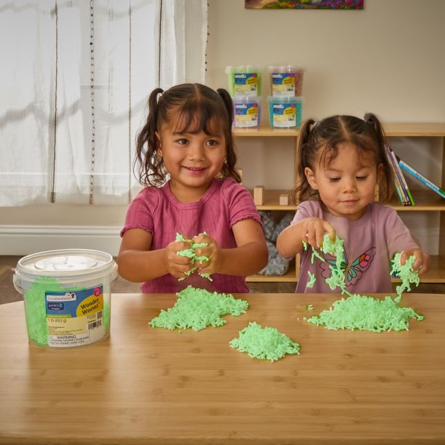 WONDER WORMZ™ GLOW IN THE DARK - 1 LB TUB