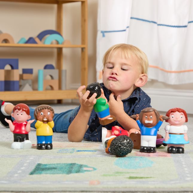 Multicultural Feelings Figures – Set of 8
