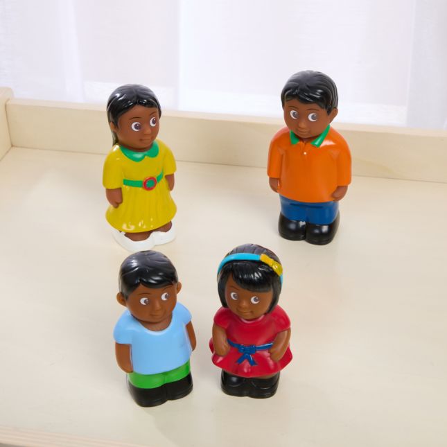 Chunky Hispanic Family Figures – Set of 4