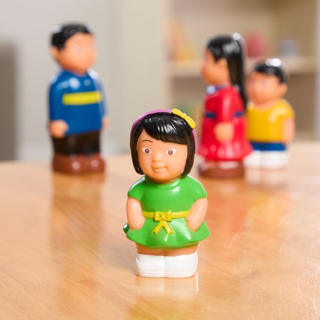 Chunky Asian Family Figures – Set of 4
