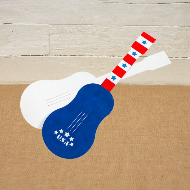 Colorations® 4th of July Patriotic Guitar Craft Kit