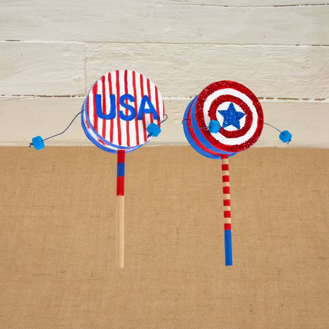 Colorations® 4th of July USA Spin Drum Craft Kit – Makes 12 Crafts