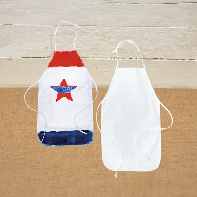 Colorations® 4th of July Americana Apron Craft Kit – Makes 12 Crafts
