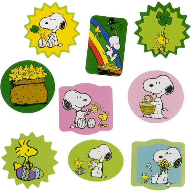 Peanuts Seasons And Holidays Sticker Book