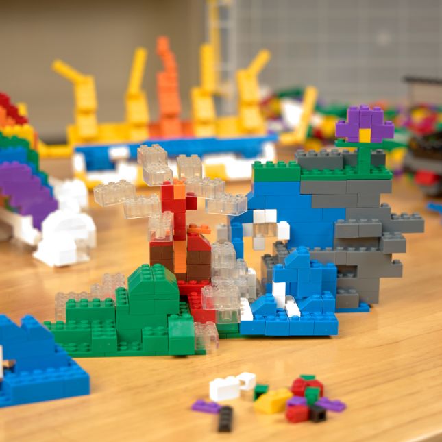 Small Building Bricks - 1,500 Pieces