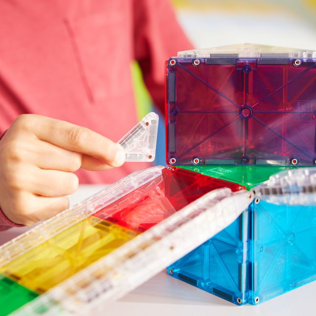 MAGNA-TILES® Rail Racers™ 33pcs