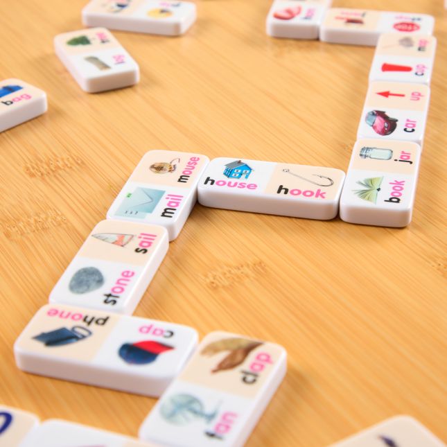 Rhyming Words Dominoes - 28 pieces
