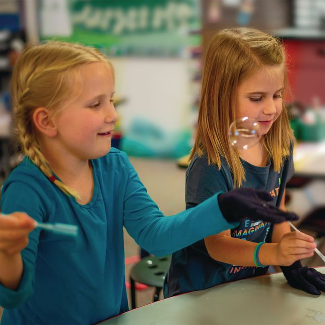 Bubble Gloves by Steve Spangler Science